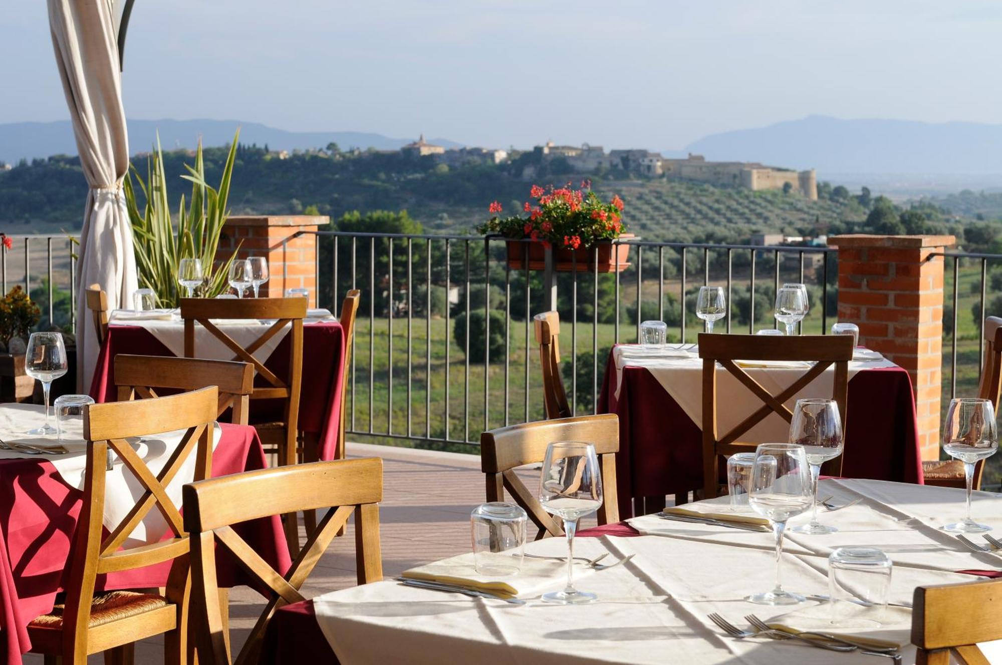 Borgo Magliano Resort Magliano in Toscana Exterior foto